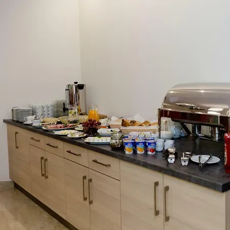 Obis Bed & Breakfast 3*