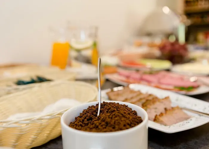 Nocleg ze śniadaniem Obis 3*